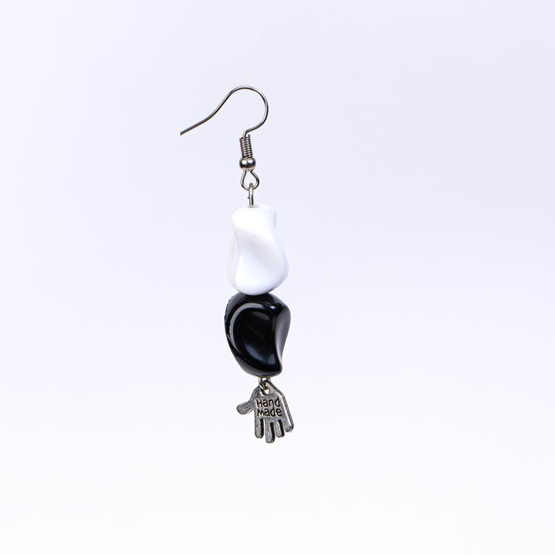 Black & White Design Earring